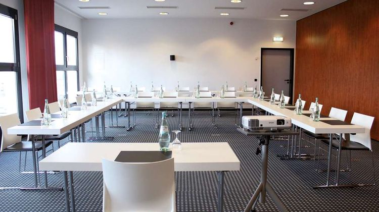 Ara Hotel Comfort Meeting
