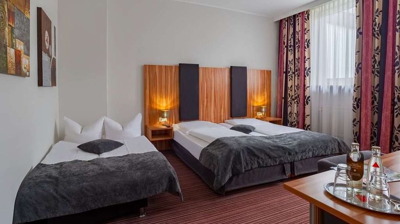 <b>Arthotel ANA Style Augsburg Room</b>. Images powered by <a href="https://iceportal.shijigroup.com/" title="IcePortal" target="_blank">IcePortal</a>.