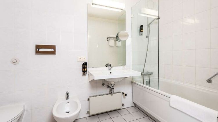 Arvena Kongress Hotel Suite