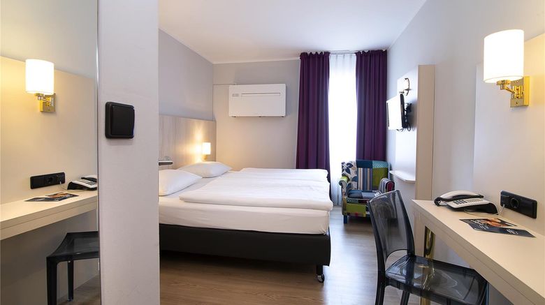 <b>Arthotel ANA Nautic Room</b>. Images powered by <a href="https://iceportal.shijigroup.com/" title="IcePortal" target="_blank">IcePortal</a>.