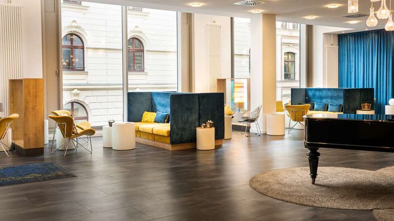 <b>Elaya Hotel Leipzig City Center Restaurant</b>. Images powered by <a href="https://iceportal.shijigroup.com/" title="IcePortal" target="_blank">IcePortal</a>.