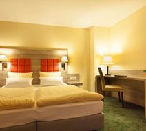 Suite Hotel Leipzig Room