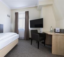 Hotel Kaiserin Augusta Room