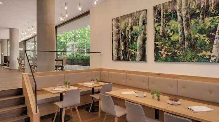 The Yard Hotel Restaurant