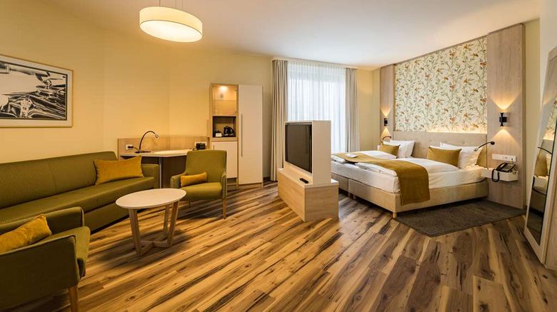 <b>First Inn Hotel Zwickau Suite</b>. Images powered by <a href="https://iceportal.shijigroup.com/" title="IcePortal" target="_blank">IcePortal</a>.