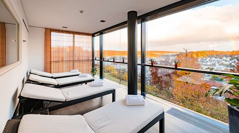 <b>Schlosshotel Hellenstein Spa</b>. Images powered by <a href="https://iceportal.shijigroup.com/" title="IcePortal" target="_blank">IcePortal</a>.
