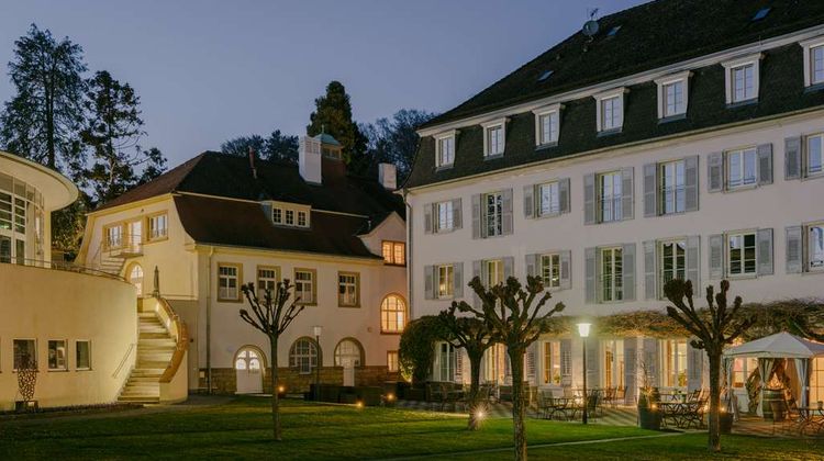Bad-Hotel Exterior