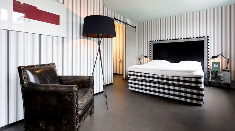 <b>Hotel Restaurant Helvetia Room</b>. Images powered by <a href="https://iceportal.shijigroup.com/" title="IcePortal" target="_blank">IcePortal</a>.