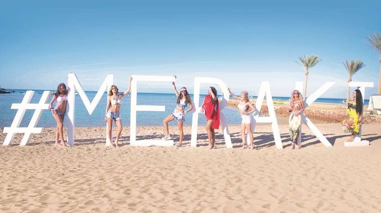<b>Meraki Resort (Adults Only) Beach</b>. Images powered by <a href="https://iceportal.shijigroup.com/" title="IcePortal" target="_blank">IcePortal</a>.