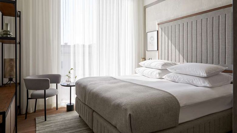<b>PURO Warszawa Centrum Suite</b>. Images powered by <a href="https://iceportal.shijigroup.com/" title="IcePortal" target="_blank">IcePortal</a>.