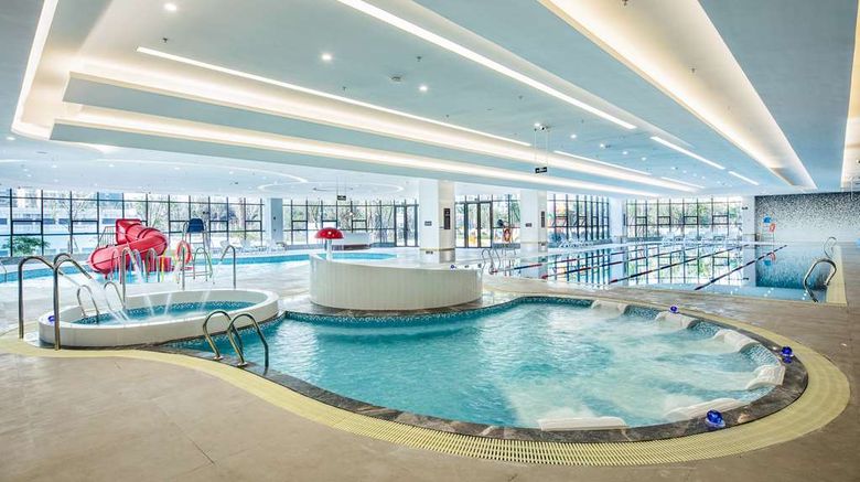 <b>Howard Johnson New District Plaza Ziyang Pool</b>. Images powered by <a href="https://iceportal.shijigroup.com/" title="IcePortal" target="_blank">IcePortal</a>.