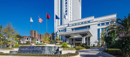 Howard Johnson New District Plaza Ziyang Exterior