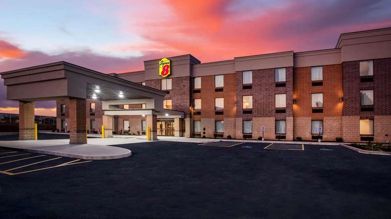 <b>Super 8 by Wyndham St Louis North Exterior</b>. Images powered by <a href="https://iceportal.shijigroup.com/" title="IcePortal" target="_blank">IcePortal</a>.