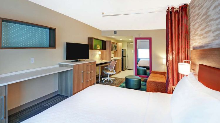 Home2 Suites by Hilton Louisville North Room
