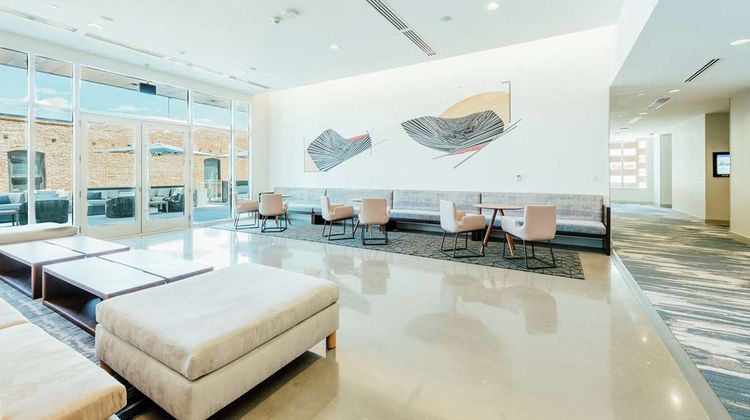 Hilton Garden Inn Denver Union Station Lobby