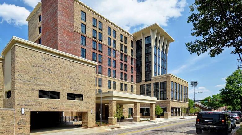 <b>Homewood Suites Greenville Downtown Exterior</b>. Images powered by <a href="https://iceportal.shijigroup.com/" title="IcePortal" target="_blank">IcePortal</a>.