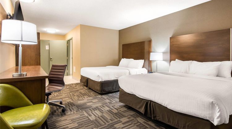 Quality Inn & Conference Centre Room