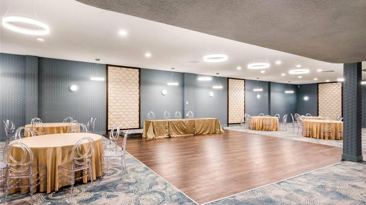 Quality Inn & Conference Centre Meeting