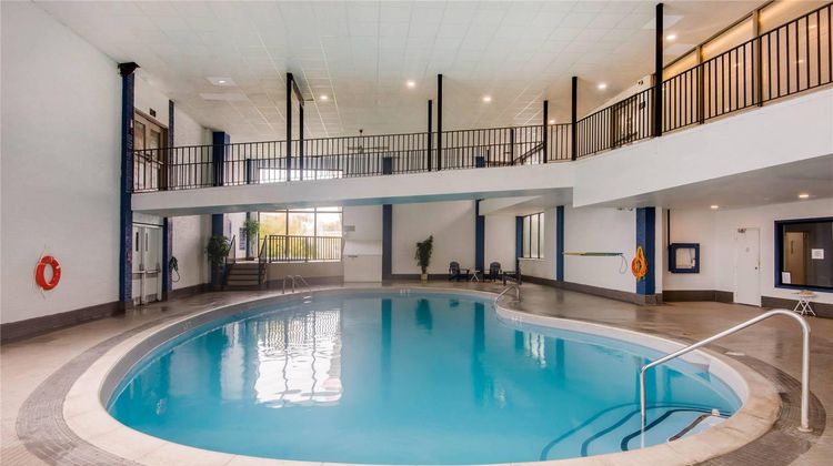 Quality Inn & Conference Centre Pool