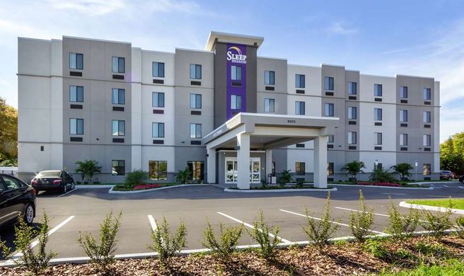 Sleep Inn and Suites Tampa South Exterior