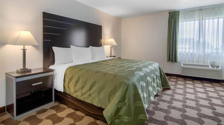 Quality Inn Russell, KS Suite