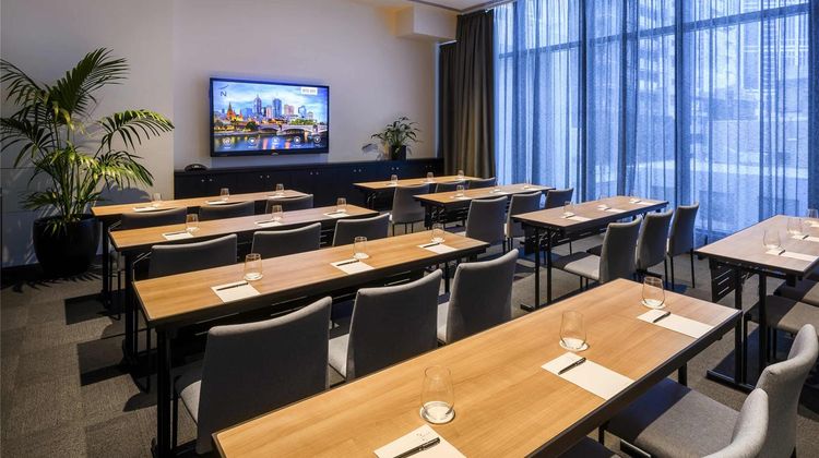 Novotel Melbourne Central Meeting