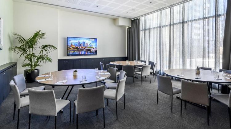 Novotel Melbourne Central Meeting