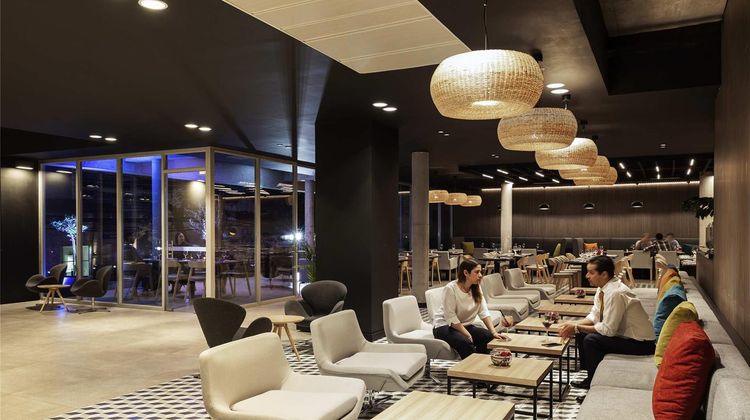 Novotel Santiago Providencia Exterior