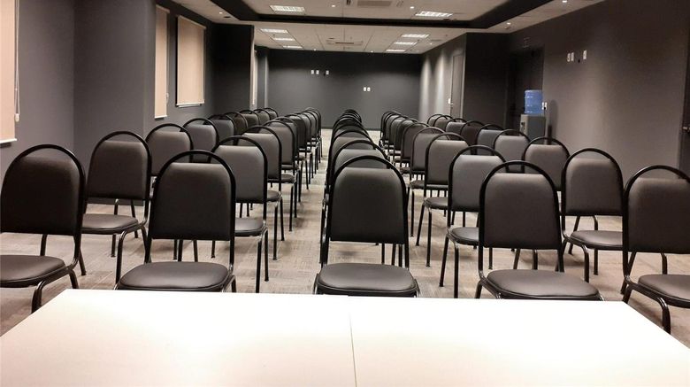 <b>Ibis Natal Arena das Dunas Meeting</b>. Images powered by <a href="https://iceportal.shijigroup.com/" title="IcePortal" target="_blank">IcePortal</a>.