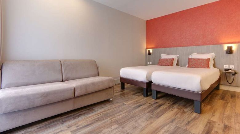 <b>Sure Hotel by Best Western Gare du Nord Room</b>. Images powered by <a href="https://iceportal.shijigroup.com/" title="IcePortal" target="_blank">IcePortal</a>.