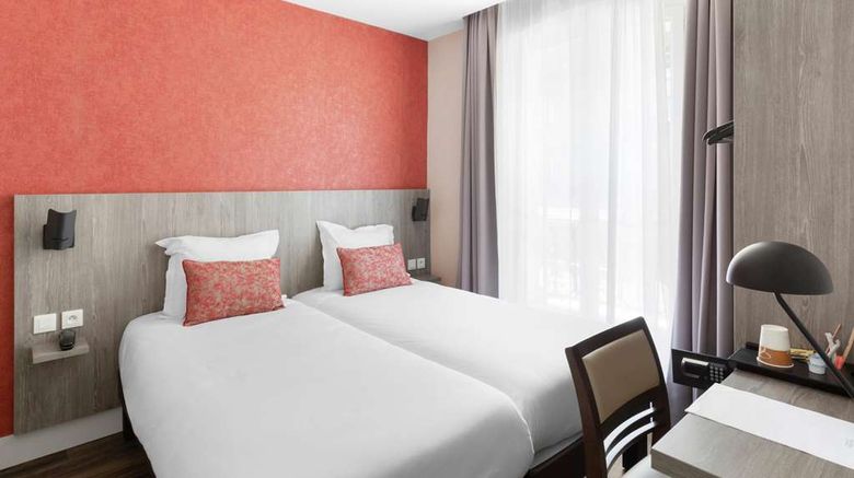 <b>Sure Hotel by Best Western Gare du Nord Room</b>. Images powered by <a href="https://iceportal.shijigroup.com/" title="IcePortal" target="_blank">IcePortal</a>.