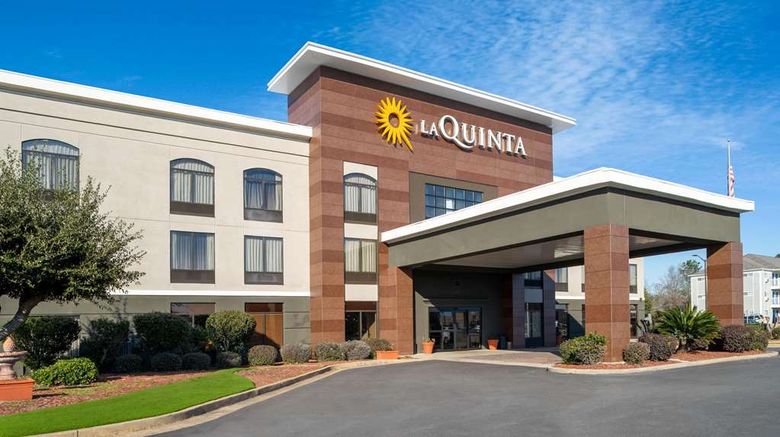 <b>La Quinta Inn and Suites Albany Exterior</b>. Images powered by <a href="https://iceportal.shijigroup.com/" title="IcePortal" target="_blank">IcePortal</a>.