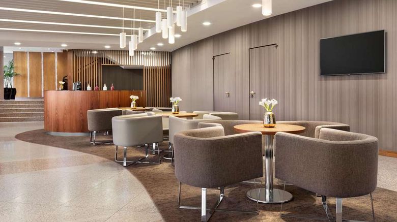 <b>Ramada Lisbon Lobby</b>. Images powered by <a href="https://iceportal.shijigroup.com/" title="IcePortal" target="_blank">IcePortal</a>.
