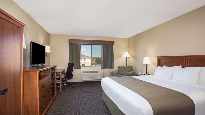 <b>AmericInn by Wyndham Sioux City Room</b>. Images powered by <a href="https://iceportal.shijigroup.com/" title="IcePortal" target="_blank">IcePortal</a>.