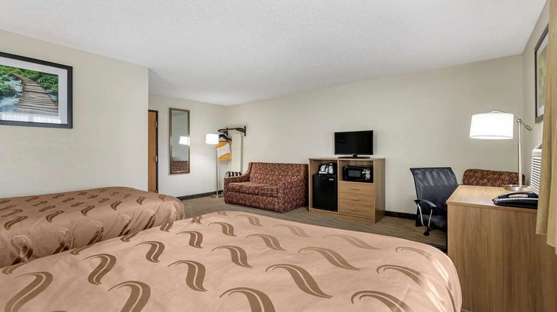 <b>Quality Inn Creston Suite</b>. Images powered by <a href="https://iceportal.shijigroup.com/" title="IcePortal" target="_blank">IcePortal</a>.