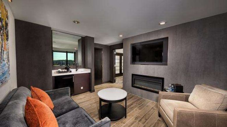 <b>The Hotel at UMD Lobby</b>. Images powered by <a href="https://iceportal.shijigroup.com/" title="IcePortal" target="_blank">IcePortal</a>.