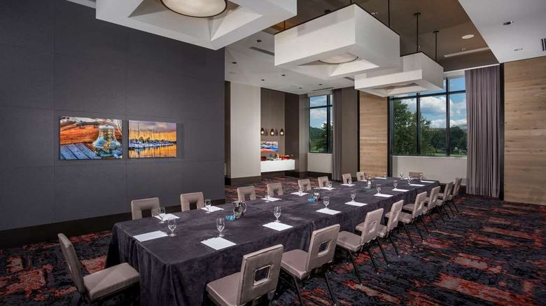 <b>The Hotel at UMD Meeting</b>. Images powered by <a href="https://iceportal.shijigroup.com/" title="IcePortal" target="_blank">IcePortal</a>.