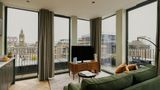 <b>Native Glasgow Suite</b>. Images powered by <a href="https://iceportal.shijigroup.com/" title="IcePortal" target="_blank">IcePortal</a>.