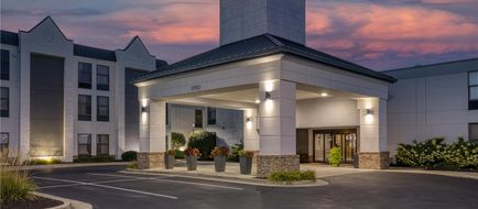 Best Western Fishers Exterior