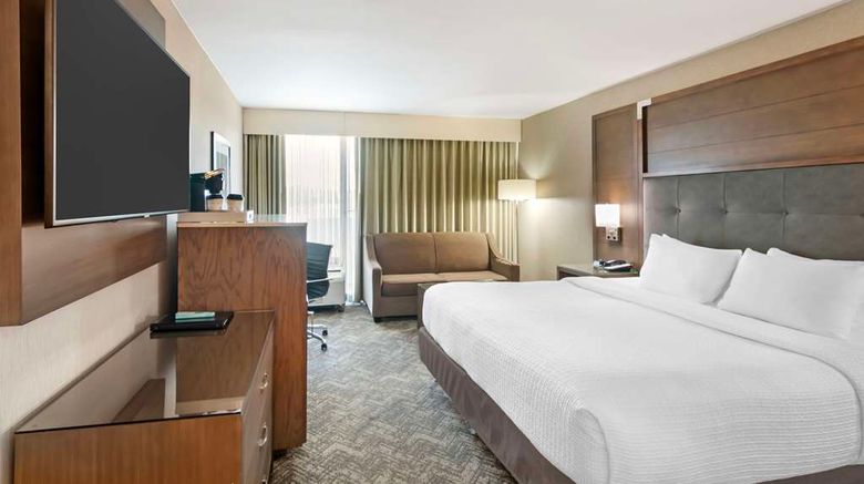 <b>Best Western Premier KC Sports Complex Room</b>. Images powered by <a href="https://iceportal.shijigroup.com/" title="IcePortal" target="_blank">IcePortal</a>.