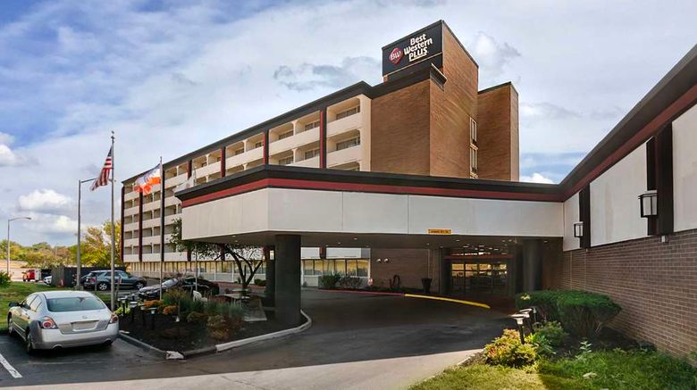 Best Western Premier KC Sports Complex Exterior. Images powered by <a href="https://iceportal.shijigroup.com" target="_blank" rel="noopener">Ice Portal</a>.
