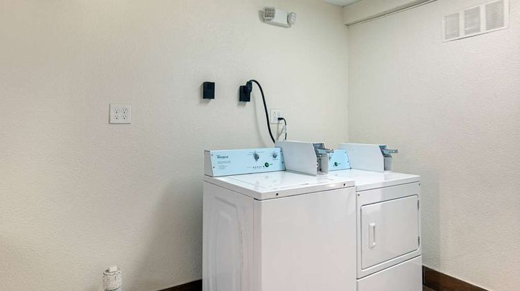 Days Inn by Wyndham Knoxville North Other