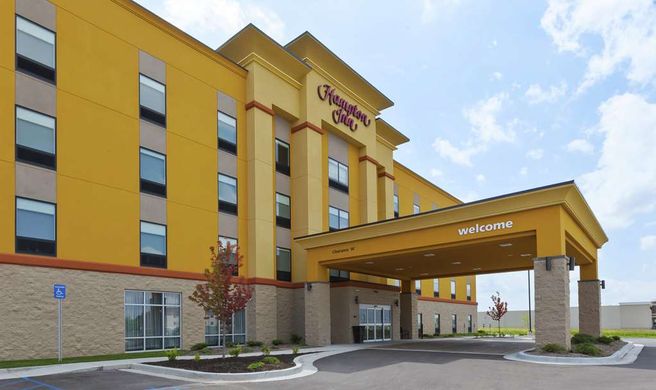 Hampton Inn Sedalia Exterior