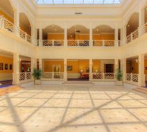 The Founders Inn and Spa Lobby