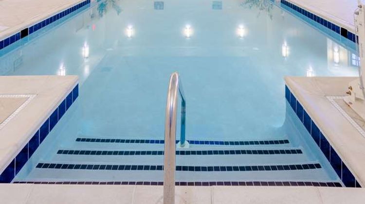 The Founders Inn and Spa Pool