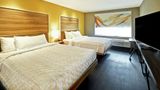 Tru by Hilton Louisville Airport Room