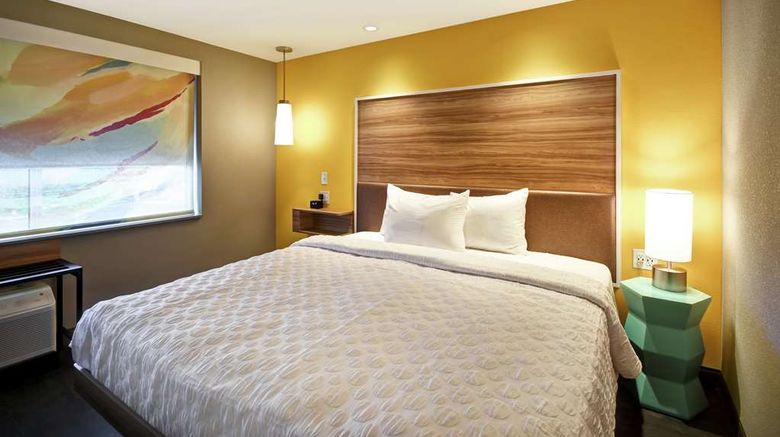 <b>Tru by Hilton Louisville Airport Room</b>. Images powered by <a href="https://iceportal.shijigroup.com/" title="IcePortal" target="_blank">IcePortal</a>.