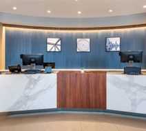 Cambria Hotel Bloomington Lobby