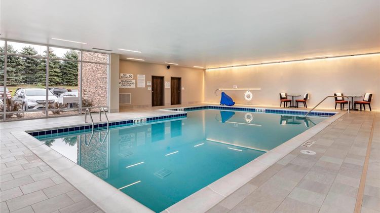 Cambria Hotel Bloomington Pool