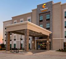 Comfort Suites Humble Exterior